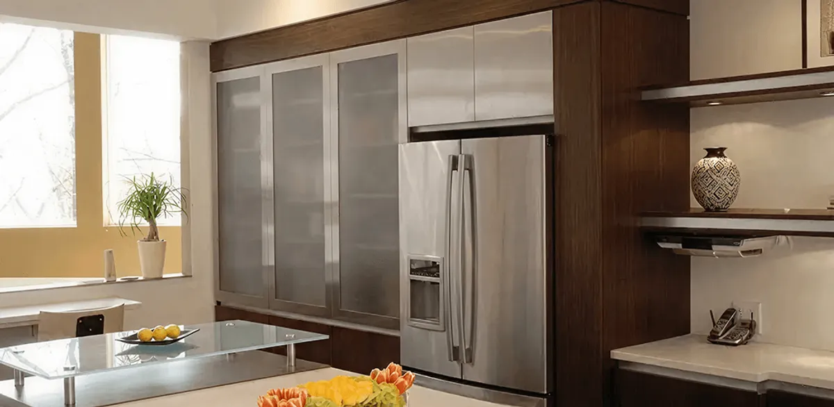 Cabinet door replacement and modern kitchen cabinet upgrade in Memphis, TN