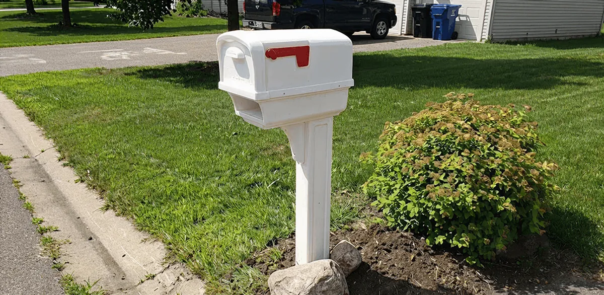 Mailbox installation for a residential curbside mailbox in Memphis, TN