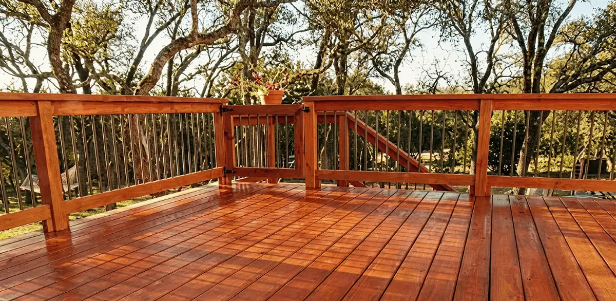 Deck sealing results with a freshly sealed wood deck in Memphis, TN